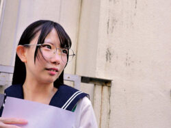 クラスで目立たない童顔眼鏡っ娘が1軍女子より経験早く豊富だったりする思春期J●あるある